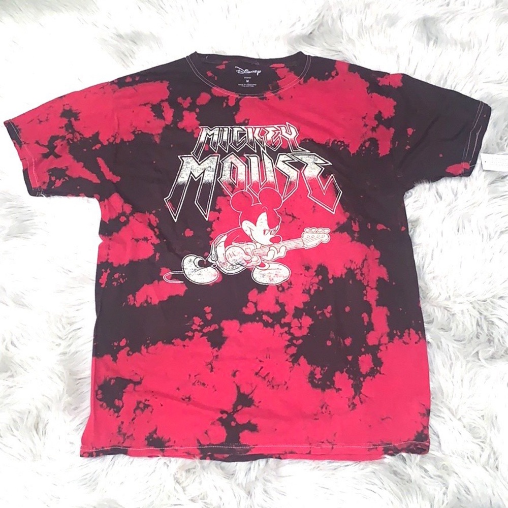 Men’s Mickey Mouse shirt